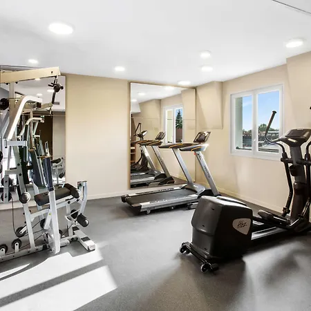 Western Le Beffroi Hotel 3*