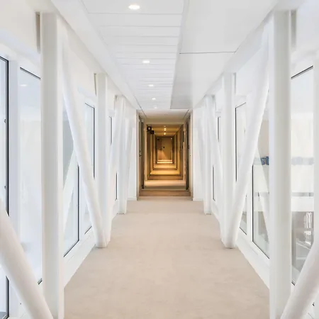 Hotel Western Le Beffroi 3*