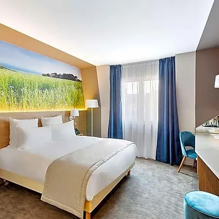 Western Le Beffroi فندق 3*