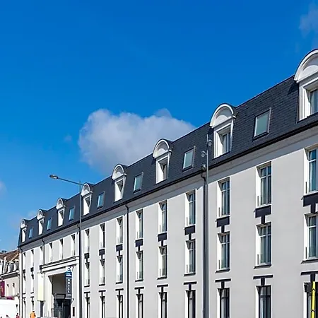 Western Le Beffroi فندق Loos