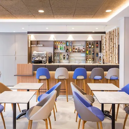 Western Le Beffroi Otel