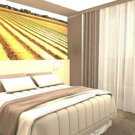 Western Le Beffroi Loos