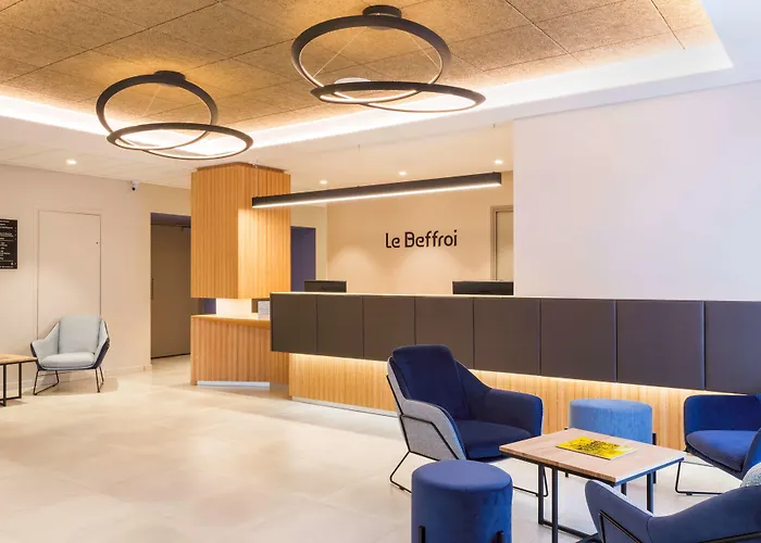 Western Le Beffroi 3* Loos